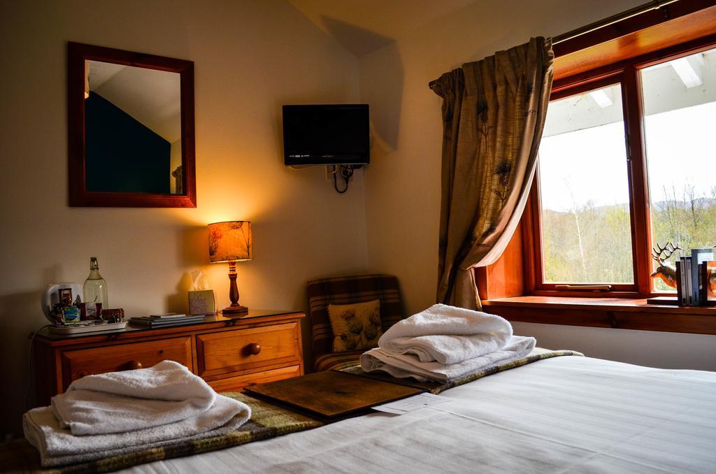 Ardlogie Guest House อาวีมอร์ ภายนอก รูปภาพ