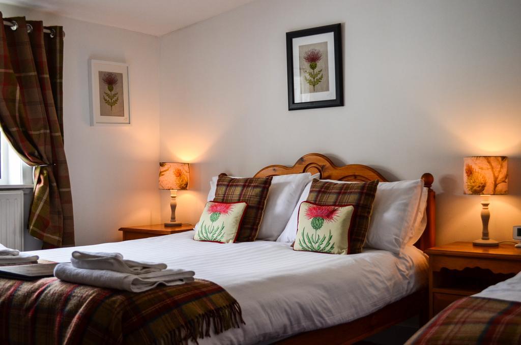 Ardlogie Guest House อาวีมอร์ ภายนอก รูปภาพ
