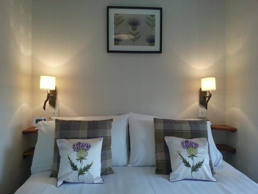 Ardlogie Guest House อาวีมอร์ ภายนอก รูปภาพ